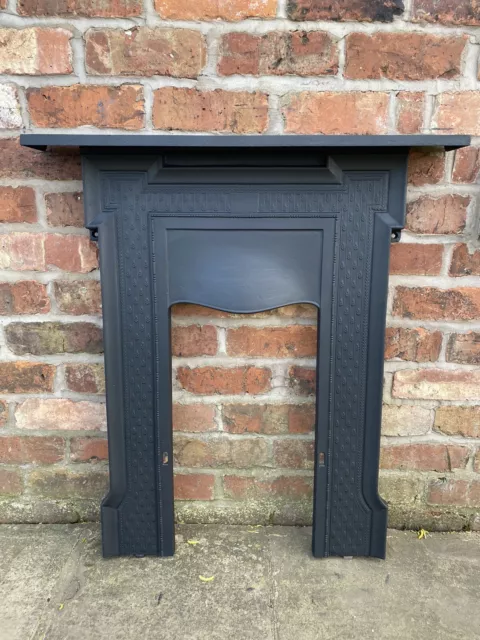 Beautiful 1922 Ornate Small Antique Cast Iron Fire Place Fireplace 32