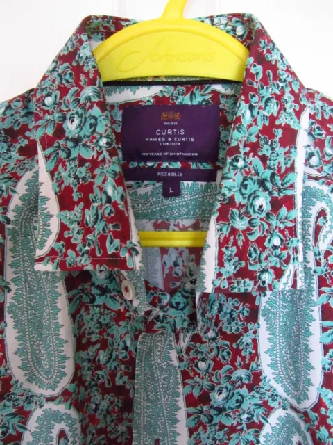 Mens Green/Red Patterned Hawes & Curtis long Sleeve Shirt. Size L