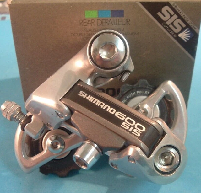 Dérailleur Arrière Vintage Shimano 600 SIS (RD-6208) En Bon état
