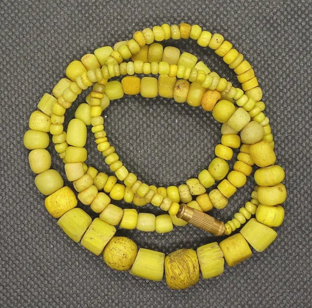 62cm Perle Verre Ancien Fouille Ancient Excavated Indo Pacific Yellow Glass Bead