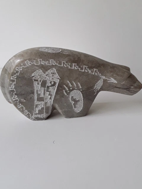 Vintage Navajo Native American Etched Bear Sculpture Yazzie Signed