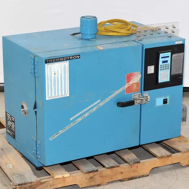 Thermotron S-1.2C Environmental Chamber AS-IS Powers On but Not Cooling