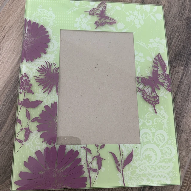 Charming Glass Floral and Butterfly 4 x 6 Picture Photo Frame