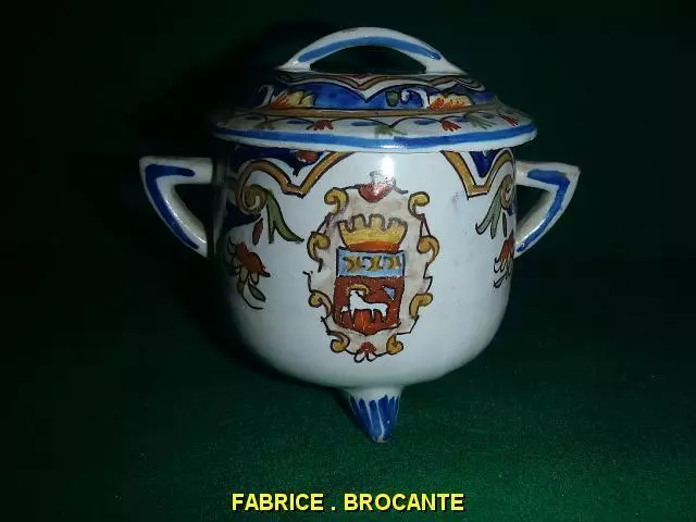 Pot En Faience De Rouen Avec Couvercle