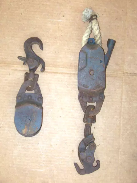 Pair 2 Vintage Barn Rope Cast Iron Pulleys Steampunk Industrial Art Lamp rustic.