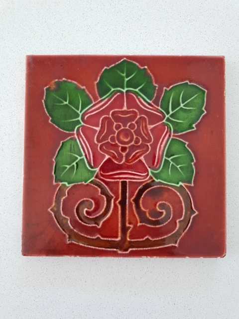 Art Nouveau Tile Flower Design No (2)