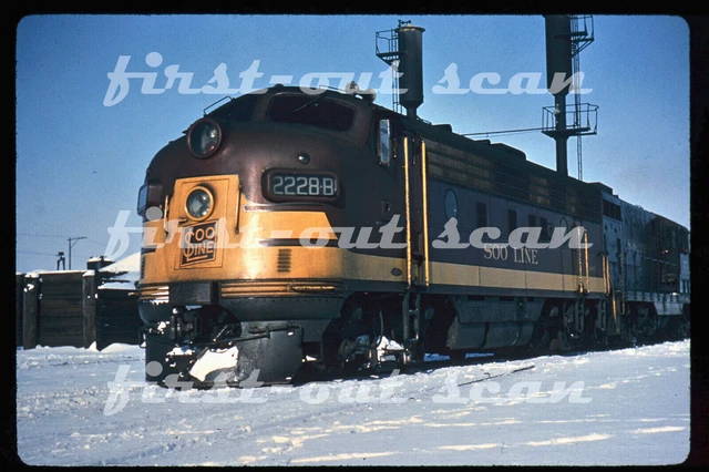 R DUPLICATE SLIDE - SOO Line 2228B EMD F-7A