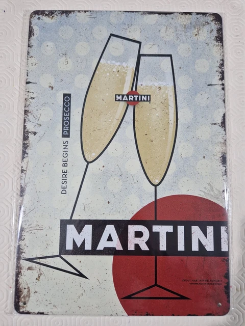 Plaque Publicitaire Ancienne Martini En Tôle, Reproduction, Style Rétro