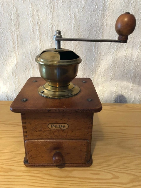  alte Kaffeemühle  Peter Dienes Pe De  