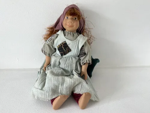 Artist doll porcelain doll 25 cm. Excellent condition