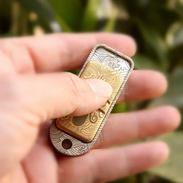 Click Clicker Push Card Hand Fidget decompression Pocket EDC Magic Toy Gift