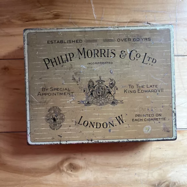 Htf Vintage Or Antique Marlboro Cigarettes Tin - Philip Morris