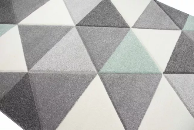 Alfombra de diseño y moderna triangular en crema gris verde 3