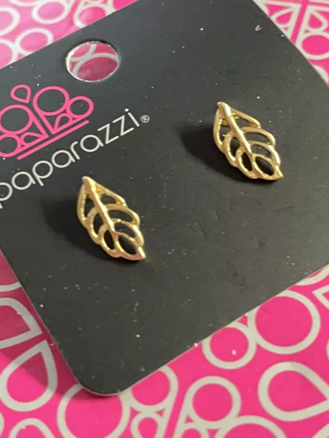 Paparazzi Ladies Girls 🍃 Gold Leaf 🌴 Post Back  Earrings 🔥 FAN FAV 🔥LQQK