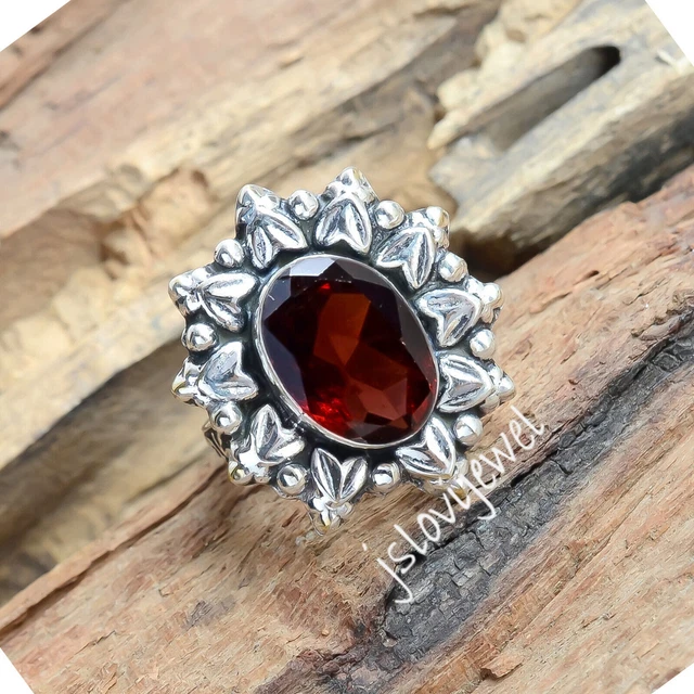 Anello con granato rosso sales