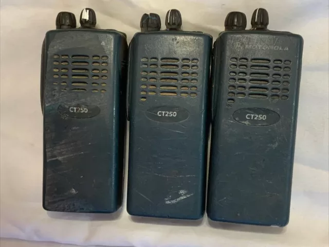 Lot of 3 Motorola CT250 Two-Way Radios Untested As Is Parts or Repair No Antenna