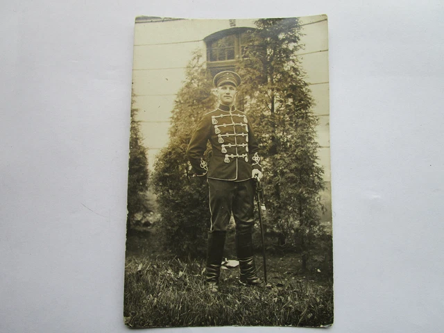 Portraitfoto mit Husar,Husaren in Attila,Uniform mit Degen KD 89