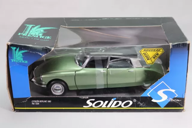 LJ319 SOLIDO PRESTIGE 7228 1/18 1:18 Voiture Citroen DS berline 1963 vert métal