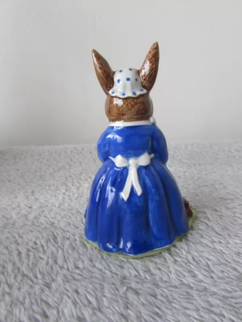 Royal Doulton  Mrs Bunnykins 'CLEAN SWEEP'  1972 -  DB6 2