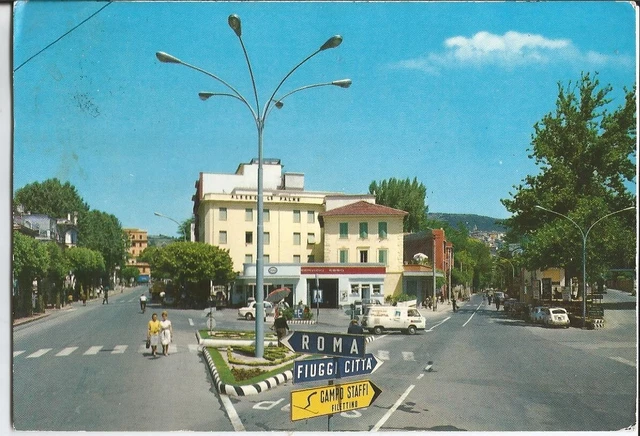 FIUGGI FONTE - Corso Nuova Italia - Viaggiata 1971 - Animata - Stazione ESSO