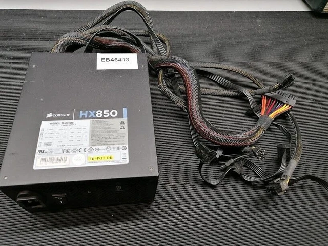 Alimentatore Corsair RMe Series RM850e ATX 3.1 PCIe 5.1 850W Cybenetics 80 Plus Gold Modular