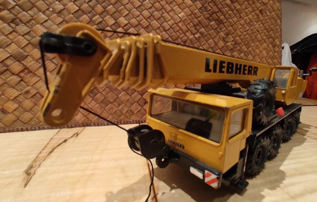 CONRAD 2100/27 WSI IMC NZG YCC LIEBHERR LTM 1070-4  WILDEN  MINT BOX
