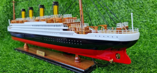 23" RMS Titanic Ocean Liner Wooden Model Ship 1:440