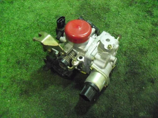 SUZUKI CONIGLIO 2002 TA-HE21S Corpo farfalla [usato] [PA01136843]