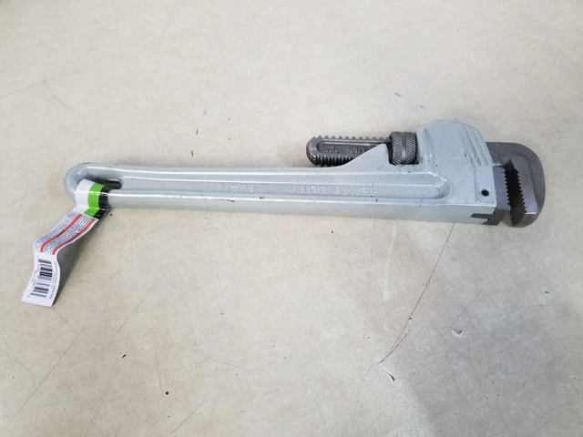 Aluminum Pipe Wrench 14" Pittsburgh (Aluminum Handle, Steel Jaws)