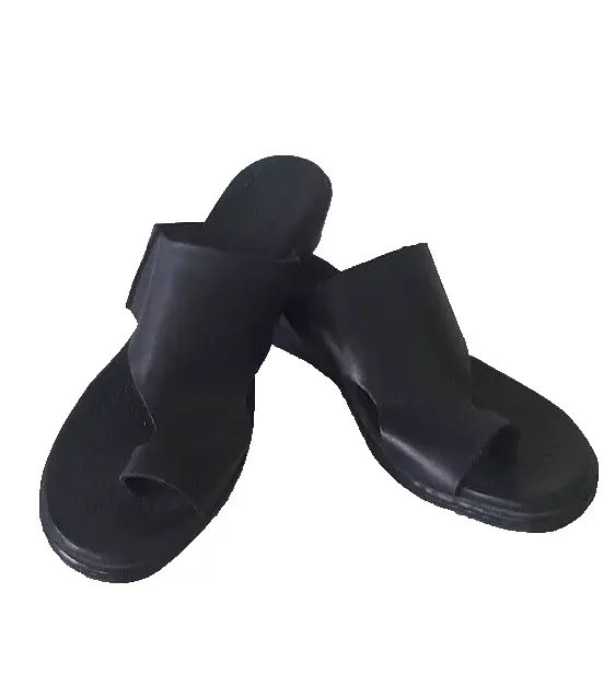 BORN Sandals Womens 8 M Wedge heels slip-on Leather Thong Sandals Open Toe Black