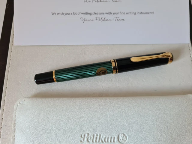 Pelikan Füllhalter Souverän M800 | Schwarz-Grün | Feder B (breit) | Kolbenfüller Im Geschenketui