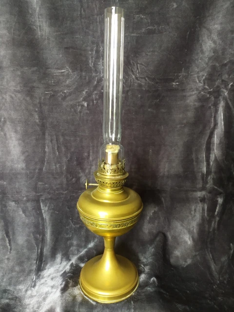 Lampe A Petrole Ancienne En Laiton Prixnull