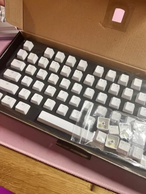 Tai-Hao PBT Backlit Double Shot Keycap Set Pure White US+UK