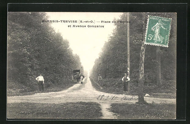 CPA Plessis-Trevise, Place de l´Eglise et Avenue Gonzalve