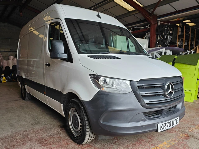 2020 MERCEDES-BENZ SPRINTER 315Cdi L2H2 RWD Progressive MWB 2.0 Diesel ...