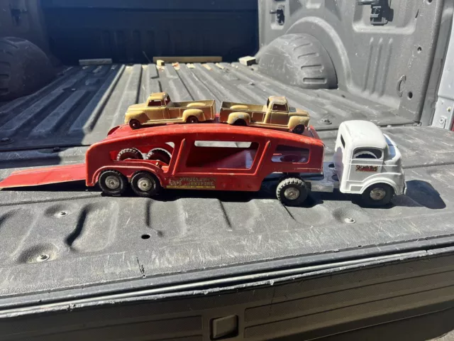 c1950s Vintage Structo Auto Transport Car Hauler Truck Car Carrier Pressed Steel