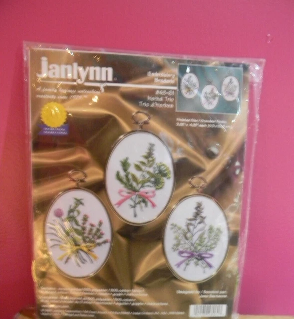Kit 48-61 de flores bordadas Janlynn