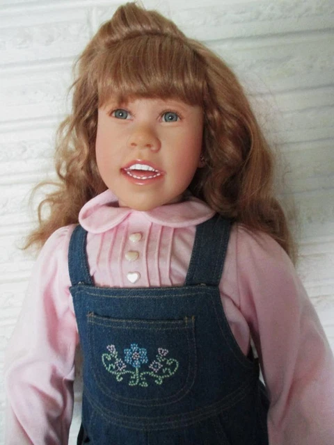 Ashton Drake Julie Fischer Poseable Vinyl 28" DOLL Hangin' with Hannah, No Box