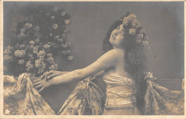 CPA CELEBRITE ACTRICE Art Nouveau Maelec EUR 3,80 - FR
