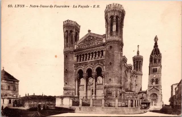 Lyon Notre-Dame de Fourviere La Facade Postcard UNPOSTED Vintage