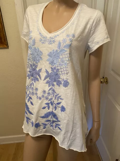 NWT Caite Sigrid Tee White Blue Heron Floral Embroidered S Small V-Neck Kyla Seo