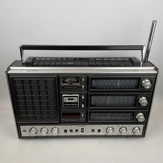 RADIO VALISE GRUNDIG Satellite 300 radio à transistor radio voiture de
