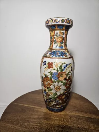 Chinese Porcelain Vase Hand Painted 10" Vintage