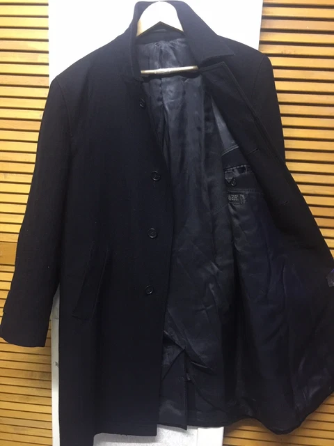 Varteks - Mens -Winter -Pea — Coat - Size -Uk 38”R “ — Eur- — 48”- — Us - — 38”