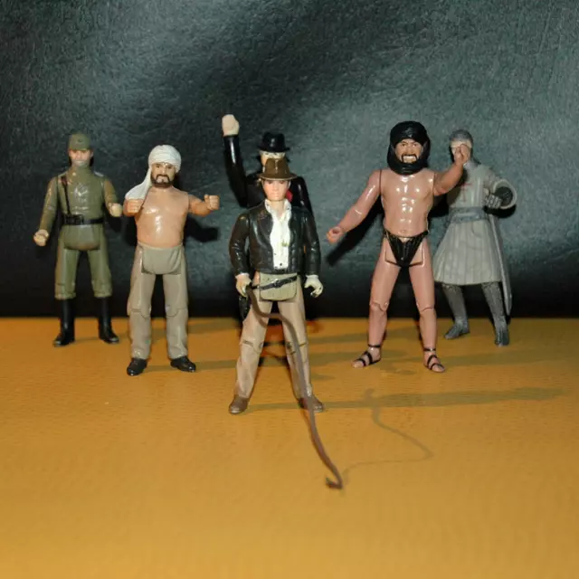 Vintage Kenner RAIDERS OF THE LOST ARK ROTLA Indiana Jones Action Figures LOT