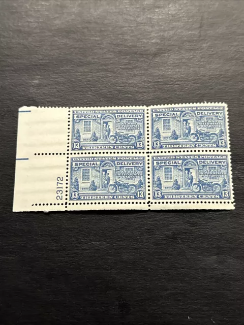 US Scott #E17—13¢ Special delivery Plate Block of 4 Mint Never Hinged