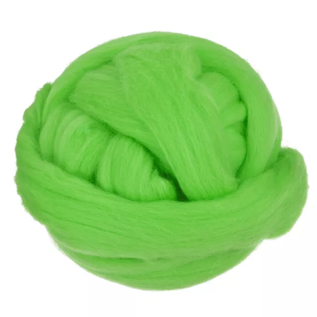Needle Felting Wool, 3.5 Oz Nature Fibre Wool Yarn Roving (Light Grass Green)