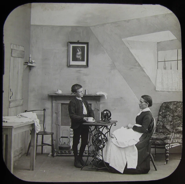 Glass Magic Lantern Slide A FRIEND IN NEED NO6 C1890 PHOTO VICTORIAN STORY