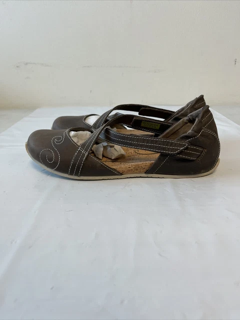 Ahnu karma deals latitude size 8