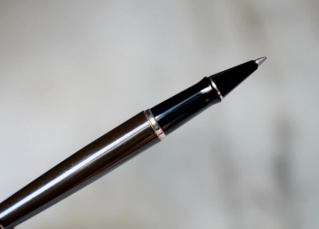 Waterman - Carène en métal laque rouge mat - Roller ball pen - auction